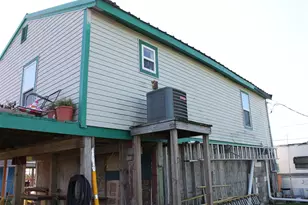 7115 W Hunter Dr, Hitchcock, TX 77563 - Photo 4