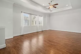 1744 W 25th St, Houston, TX 77008 - Photo 2