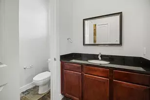1744 W 25th St, Houston, TX 77008 - Photo 8