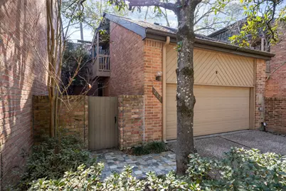 252 Sugarberry Circle, Houston, TX 77024 - Photo 2