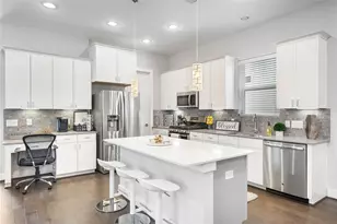 8411 Hempstead Rd, Houston, TX 77008 - Photo 16