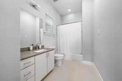 8411 Hempstead Road #A, Houston, TX 77008 - Photo 12