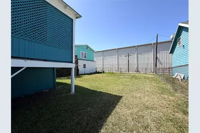 3716 Avenue K, Galveston, TX 77550 - Photo 6