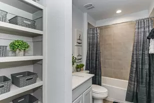 1106 Briscoe Ct, Rosharon, TX 77583 - Photo 8