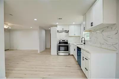7402 Elbridge Lane, Deer Park, TX 77536 - Photo 16