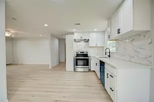 7402 Elbridge Ln, Deer Park, TX 77536 - Photo 16