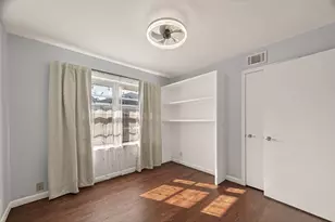 819 S 4th St, La Porte, TX 77571 - Photo 22