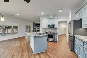 10459 Twin Circles Dr, Montgomery, TX 77356 - Photo 16