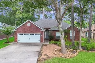 10459 Twin Circles Dr, Montgomery, TX 77356 - Photo 2