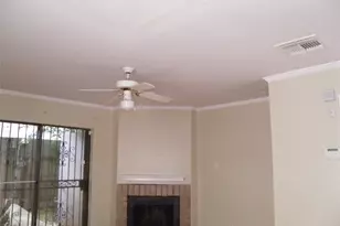 11000 Kinghurst St, Houston, TX 77099 - Photo 2