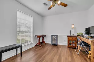8910 Pine Shores Dr, Humble, TX 77346 - Photo 10