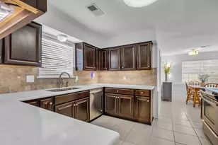 8910 Pine Shores Dr, Humble, TX 77346 - Photo 12