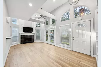 220 E 8th Street, Houston, TX 77007 - Photo 8