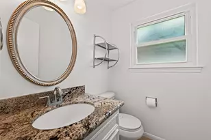 822 Merrick Dr, Sugar Land, TX 77478 - Photo 12