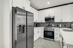 4739 Reed Rd, Houston, TX 77033 - Photo 8