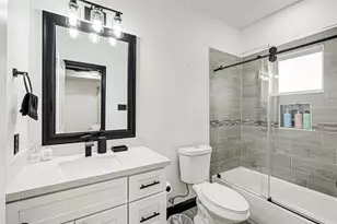 4739 Reed Rd, Houston, TX 77033 - Photo 14