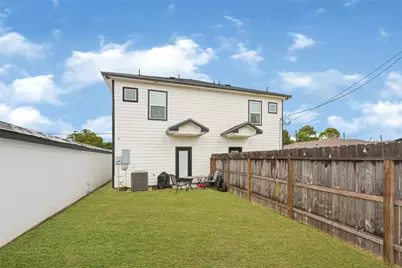 4739 Reed Road #B, Houston, TX 77033 - Photo 20
