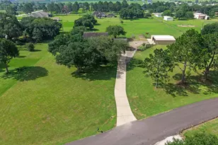 33014 Grove Park Dr, Waller, TX 77484 - Photo 36