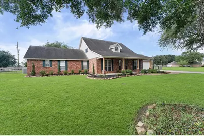 33014 Grove Park Drive, Waller, TX 77484 - Photo 2