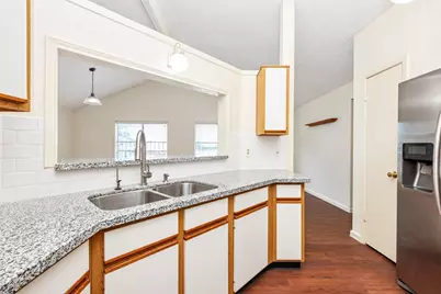 10907 Allison Bend Court, Houston, TX 77086 - Photo 10