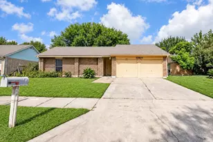 10907 Allison Bend Ct, Houston, TX 77086 - Photo 1