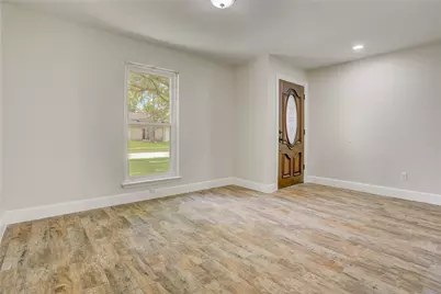16706 Schooners Way, Friendswood, TX 77546 - Photo 2