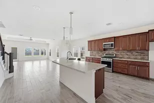 20023 Poppy Hills Ln, Cleveland, TX 77327 - Photo 6