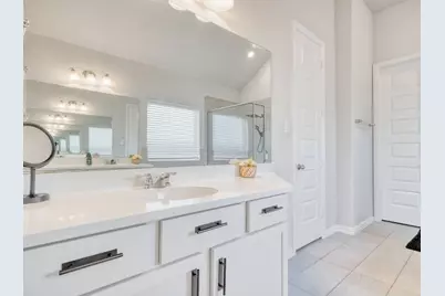 11802 Autumn Leaf Drive, Mont Belvieu, TX 77535 - Photo 12