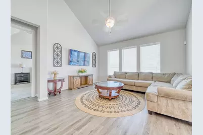 11802 Autumn Leaf Drive, Mont Belvieu, TX 77535 - Photo 6