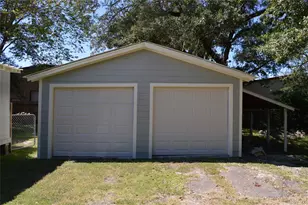 110 Cedar St, Highlands, TX 77562 - Photo 18