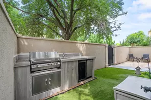 5507 Val Verde St, Houston, TX 77056 - Photo 8
