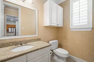 5507 Val Verde St, Houston, TX 77056 - Photo 14