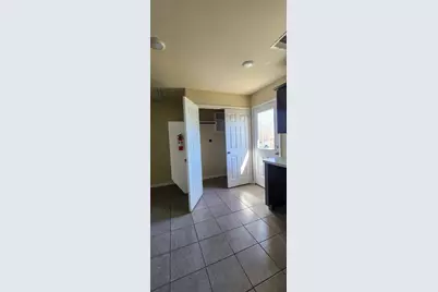 8421 W 1st Street #4H, Needville, TX 77461 - Photo 4