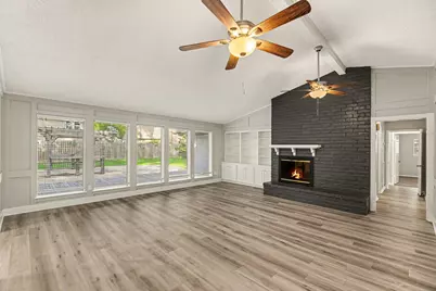 12614 Rocky Hill Drive, Houston, TX 77066 - Photo 6