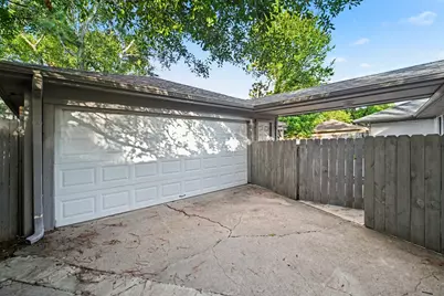 12614 Rocky Hill Drive, Houston, TX 77066 - Photo 34