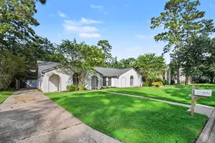 12614 Rocky Hill Dr, Houston, TX 77066 - Photo 2