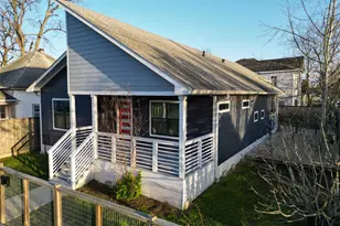 904 James St, Houston, TX 77009 - Photo 14