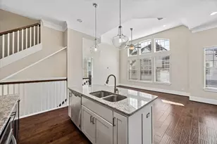 8306 Ginger Oak St, Houston, TX 77055 - Photo 12