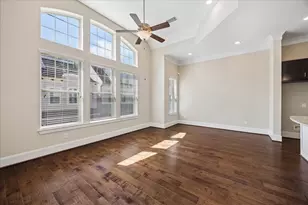 8306 Ginger Oak St, Houston, TX 77055 - Photo 8