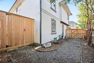 1470 Springrock Ln, Houston, TX 77055 - Photo 30