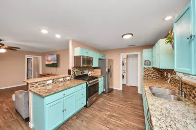 2534 Garden Road #CR109, Pearland, TX 77581 - Photo 10