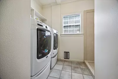 5108 Aspen Street, Bellaire, TX 77401 - Photo 16
