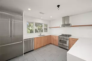 4518 Viking Dr, Houston, TX 77092 - Photo 14