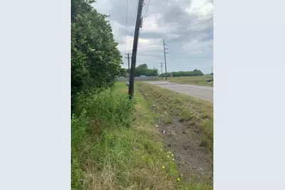 3033 Texas Avenue, Texas City, TX 77590 - Photo 2