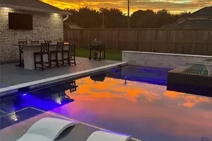 1813 N Prairie Ln, Deer Park, TX 77536 - Photo 10