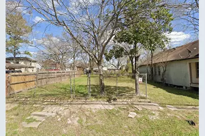 1604 Hardy Street, Houston, TX 77026 - Photo 2