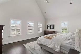 8743 Oak Kolbe Ln, Houston, TX 77080 - Photo 12