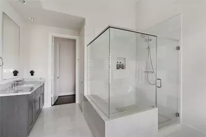 8743 Oak Kolbe Lane, Houston, TX 77080 - Photo 16