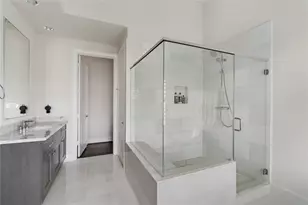 8743 Oak Kolbe Ln, Houston, TX 77080 - Photo 16
