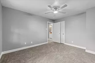 15814 Larkfield Dr, Houston, TX 77059 - Photo 28